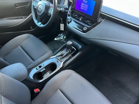 Used 2024 Toyota Corolla LE FWD image 18