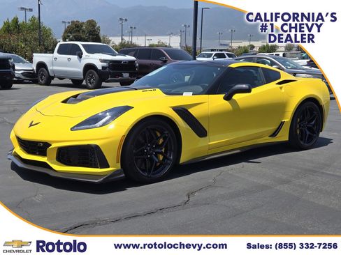 Used 2019 Chevrolet Corvette ZR1 RWD image 3
