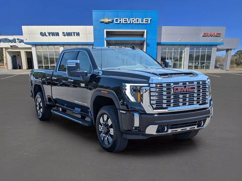 Used 2025 GMC Sierra 2500 Denali w/ Technology Package image 3