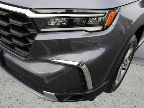 Used 2024 Honda Pilot EX-L image 10