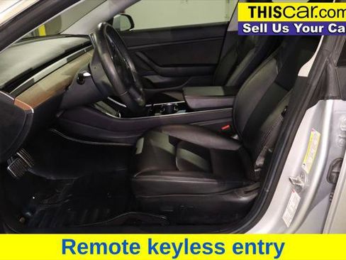 Used 2018 Tesla Model 3 Long Range image 15