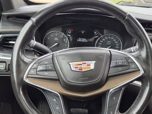 Used 2019 Cadillac XT5 Platinum AWD/4WD image 15