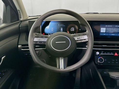 Used 2025 Hyundai Tucson SEL FWD image 18