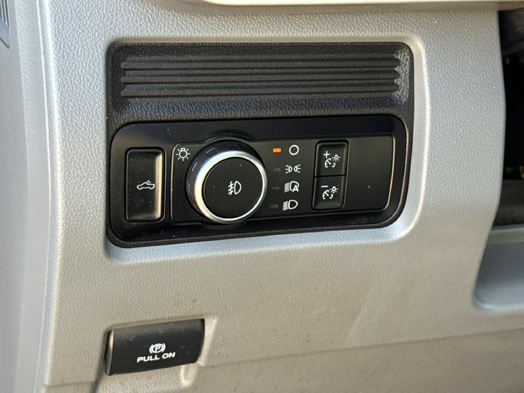 Used 2025 Ford F250 XLT w/ FX4 Off-Road Package AWD/4WD image 22
