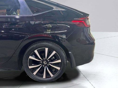 Used 2023 Honda Civic EX-L image 12