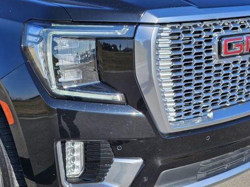 Used 2021 GMC Yukon Denali w/ Denali Ultimate Package image 8