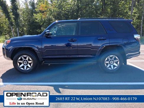 Used 2023 Toyota 4Runner TRD Off-Road Premium w/ Off Road Premium Plus Package AWD/4WD image 6