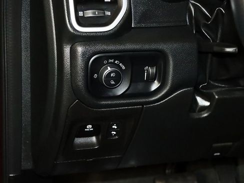 Used 2022 RAM 1500 Big Horn AWD/4WD image 27