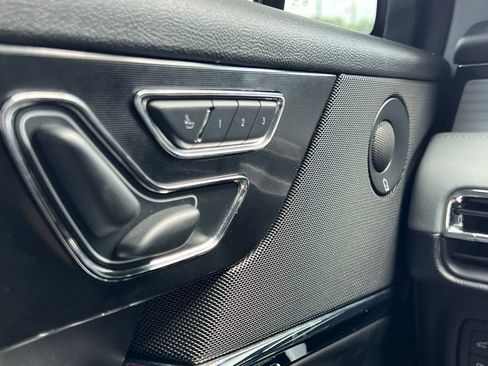 Used 2021 Lincoln Corsair Grand Touring image 43