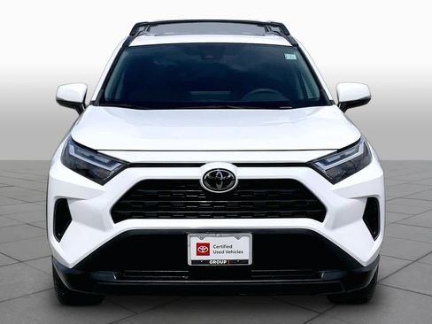 Certified 2023 Toyota RAV4 XLE w/ Convenience Package FWD image 4