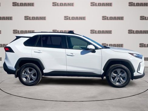 Used 2024 Toyota RAV4 XLE w/ Convenience Package image 6