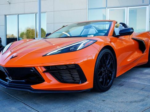 Used 2024 Chevrolet Corvette Stingray Premium Conv w/ Z51 Performance Package image 49