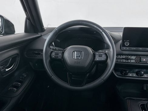 Used 2024 Honda HR-V Sport image 18