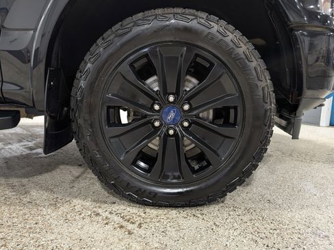 Used 2019 Ford F150 XLT w/ Equipment Group 302A Luxury AWD/4WD image 14
