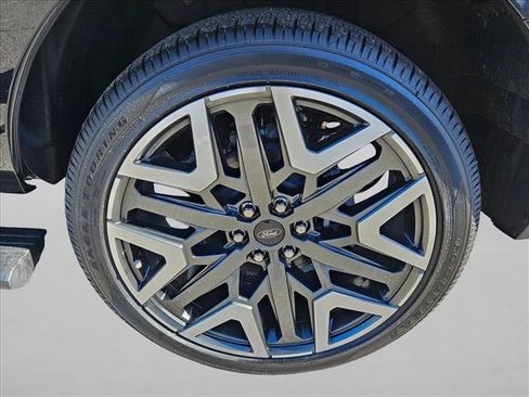 New 2026 Ford Expedition Platinum AWD/4WD image 10