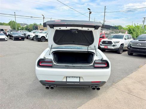Used 2019 Dodge Challenger R/T Scat Pack w/ T/A Package RWD image 4