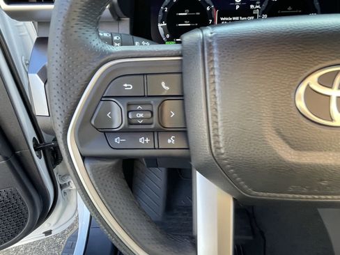 Certified 2025 Toyota 4Runner TRD Off-Road AWD/4WD image 19