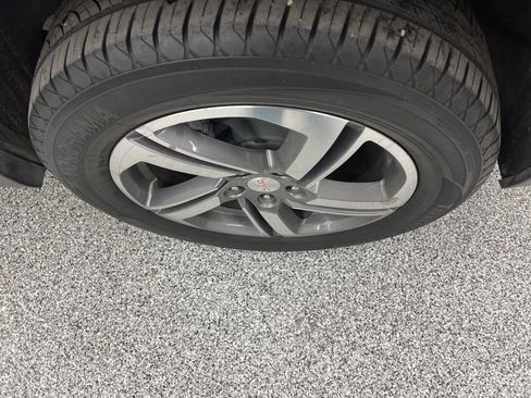 Used 2020 GMC Terrain SLT w/ Preferred Package image 9