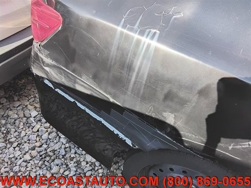 Used 2012 Toyota Camry SE image 10