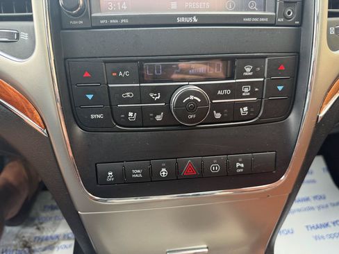 Used 2012 Jeep Grand Cherokee Overland w/ Mopar Chrome Edition Group AWD/4WD image 26