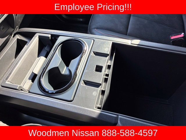 Used 2021 Nissan Titan PRO-4X w/ Pro-4x Utility Package AWD/4WD image 34