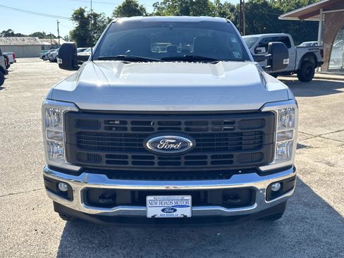 Used 2024 Ford F250 XL w/ XL Off-Road Package AWD/4WD image 2