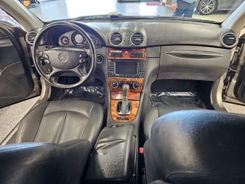 Used 2005 Mercedes-Benz CLK 500 2dr Cabriolet 5.0L image 12