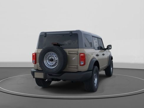 New 2025 Ford Bronco 4-Door image 8