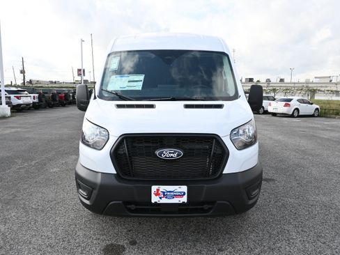 New 2026 Ford Transit 250 148 Medium Roof w/ Load Area Protection Package RWD image 8