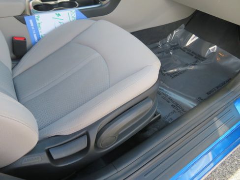 Used 2018 Hyundai Sonata SEL w/ Cargo Package image 18