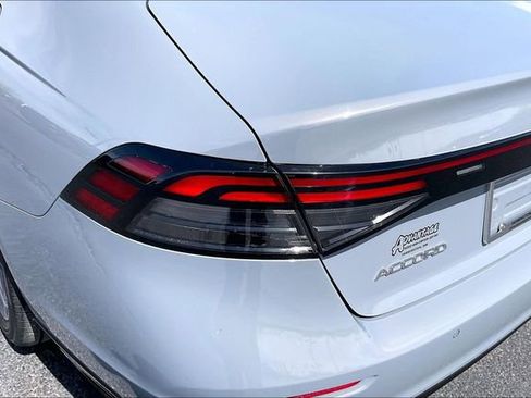 Used 2024 Honda Accord EX-L image 32