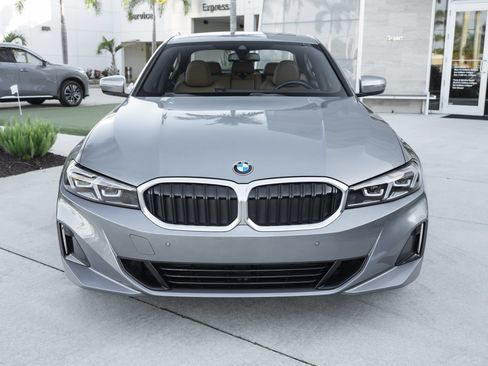 Used 2024 BMW 330i Sedan w/ Convenience Package RWD image 5
