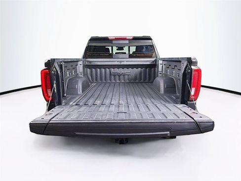 Used 2023 GMC Sierra 1500 SLT w/ SLT Premium Package AWD/4WD image 14