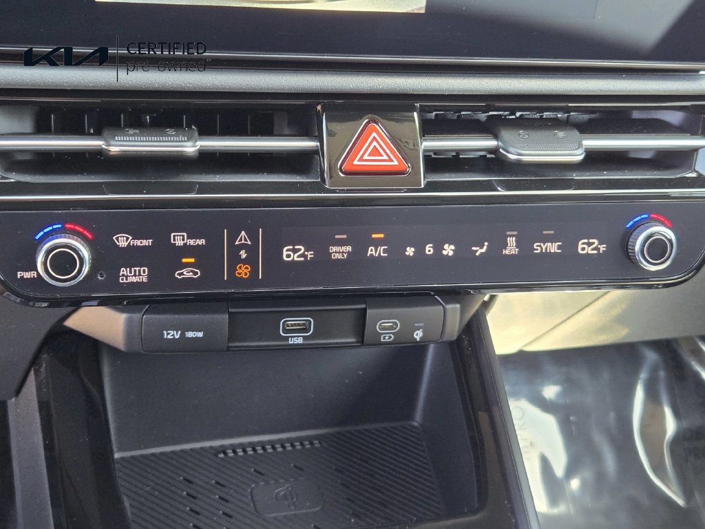 Certified 2024 Kia Niro Wind w/ Wind Preserve Package FWD image 19