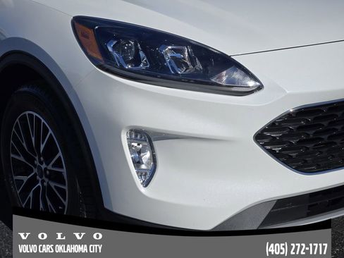 Used 2022 Ford Escape SEL image 7