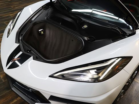 Used 2024 Chevrolet Corvette Stingray Premium Conv w/ Z51 Performance Package image 24