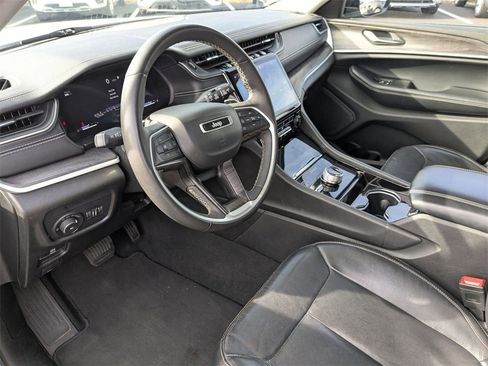 Used 2023 Jeep Grand Cherokee L Limited w/ Trailer Tow Group (B) image 19