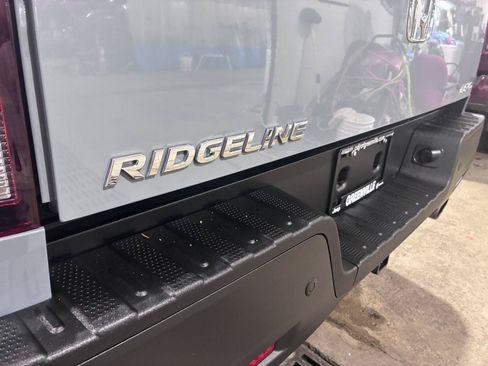 Used 2023 Honda Ridgeline RTL-E image 12