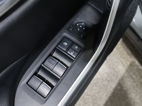 Used 2022 Toyota RAV4 XLE image 13