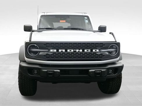 New 2026 Ford Bronco Badlands AWD/4WD image 4