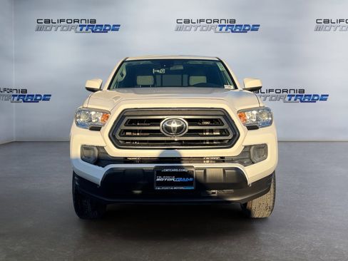 Used 2020 Toyota Tacoma SR w/ SR Convenience Package image 2