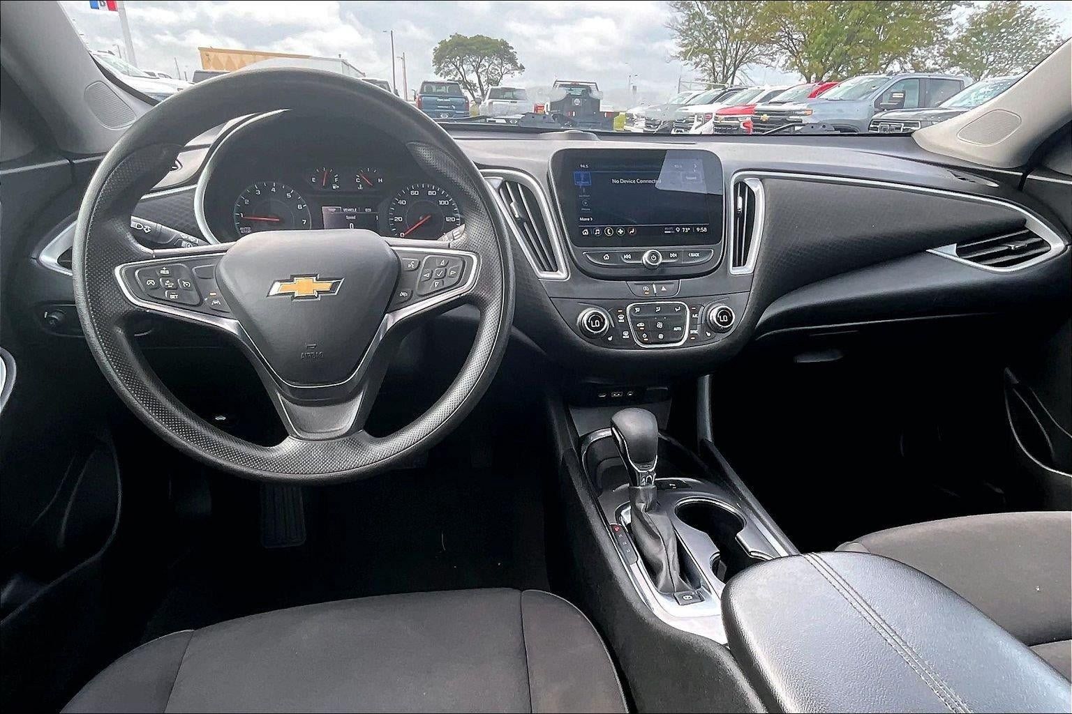 Used 2024 Chevrolet Malibu LT FWD image 16
