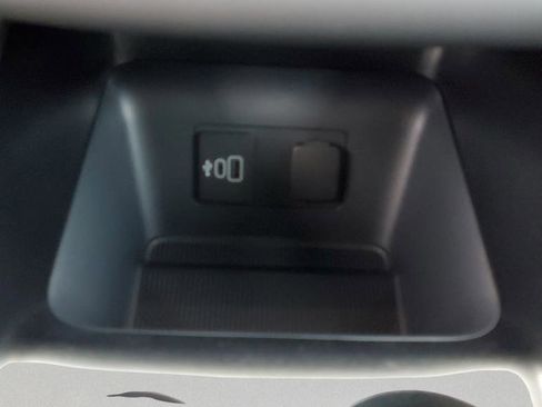 New 2026 Ford Explorer Active image 31