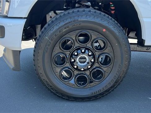 New 2025 Ford F250 XLT w/ Black Appearance Package image 10
