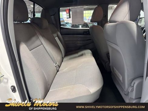 Used 2013 Toyota Tacoma 4x4 Double Cab w/ SR5 Pkg image 30