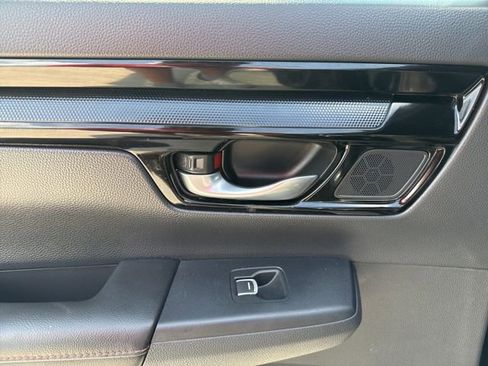 Used 2025 Honda CR-V Sport Touring image 15