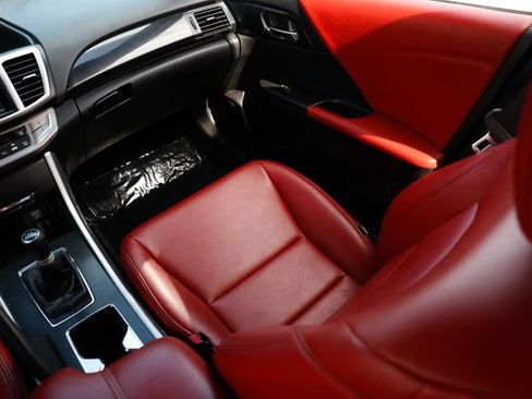 Used 2014 Honda Accord Sport image 27