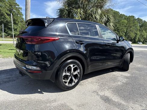 Used 2021 Kia Sportage LX FWD image 4