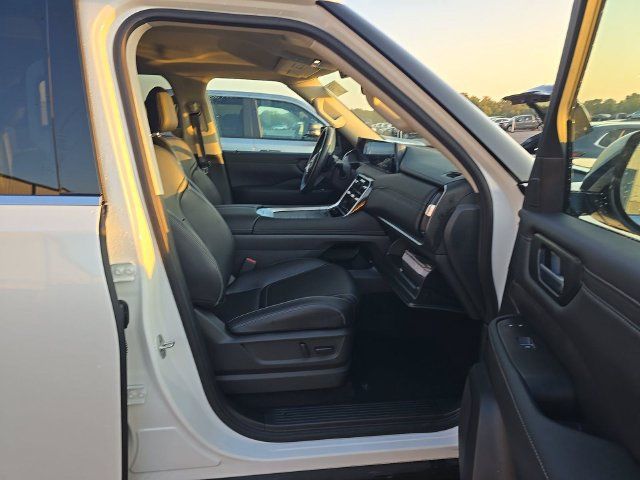 Certified 2026 Nissan Armada SV RWD image 5