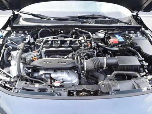 Certified 2024 Honda Civic EX-L image 8